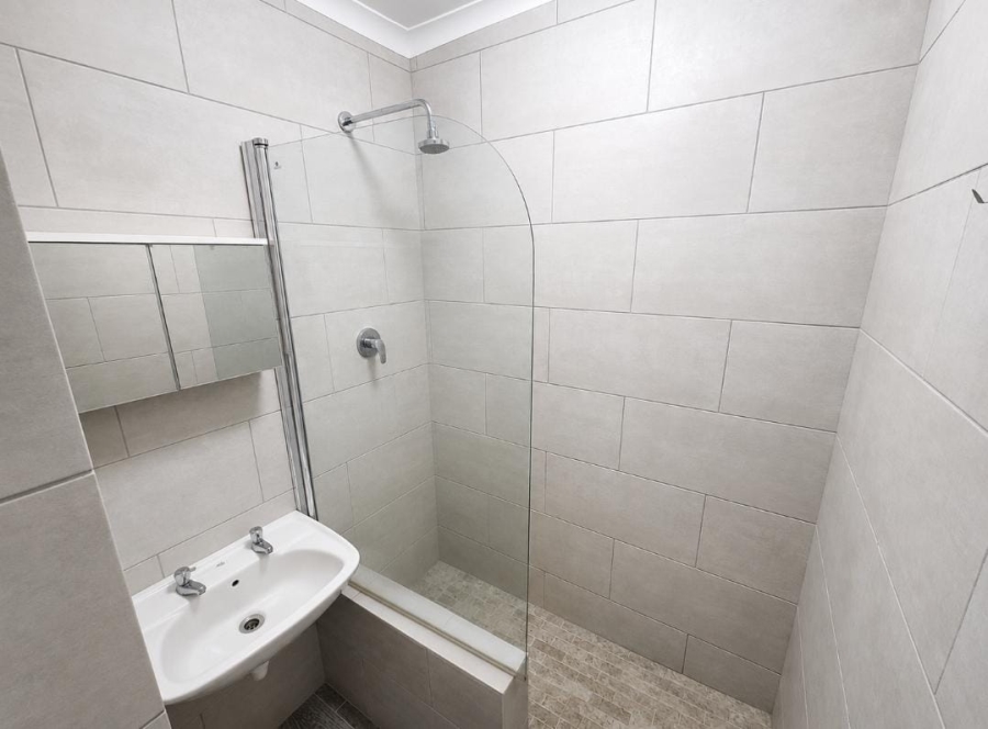 To Let 2 Bedroom Property for Rent in Observatory Western Cape